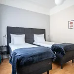 Queen\'s Hotel