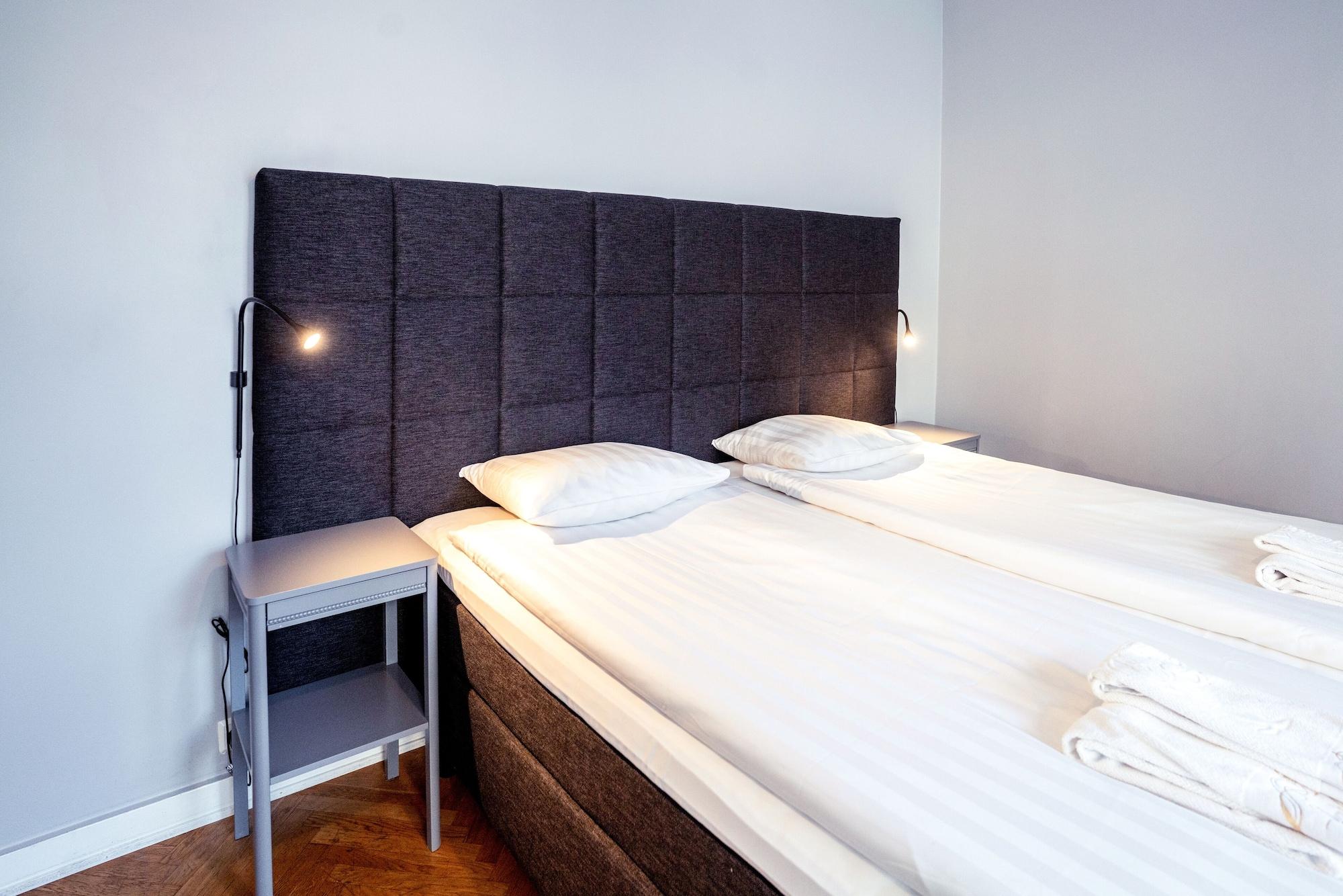 Queen's By First Hotel 3*